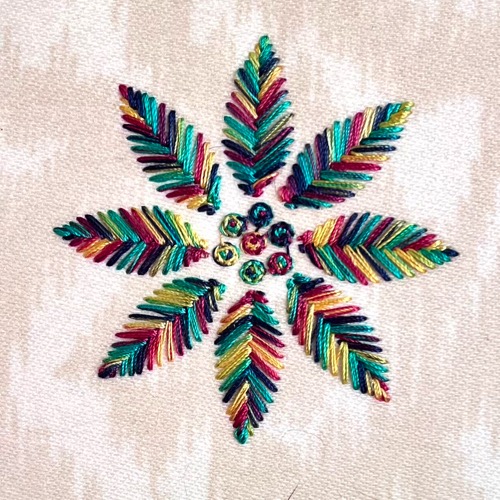 Free Vintage Whip Stitch Flower Embroidery Design