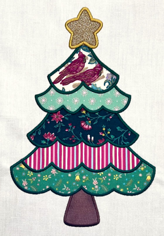 Free Scrappy Christmas Tree Applique